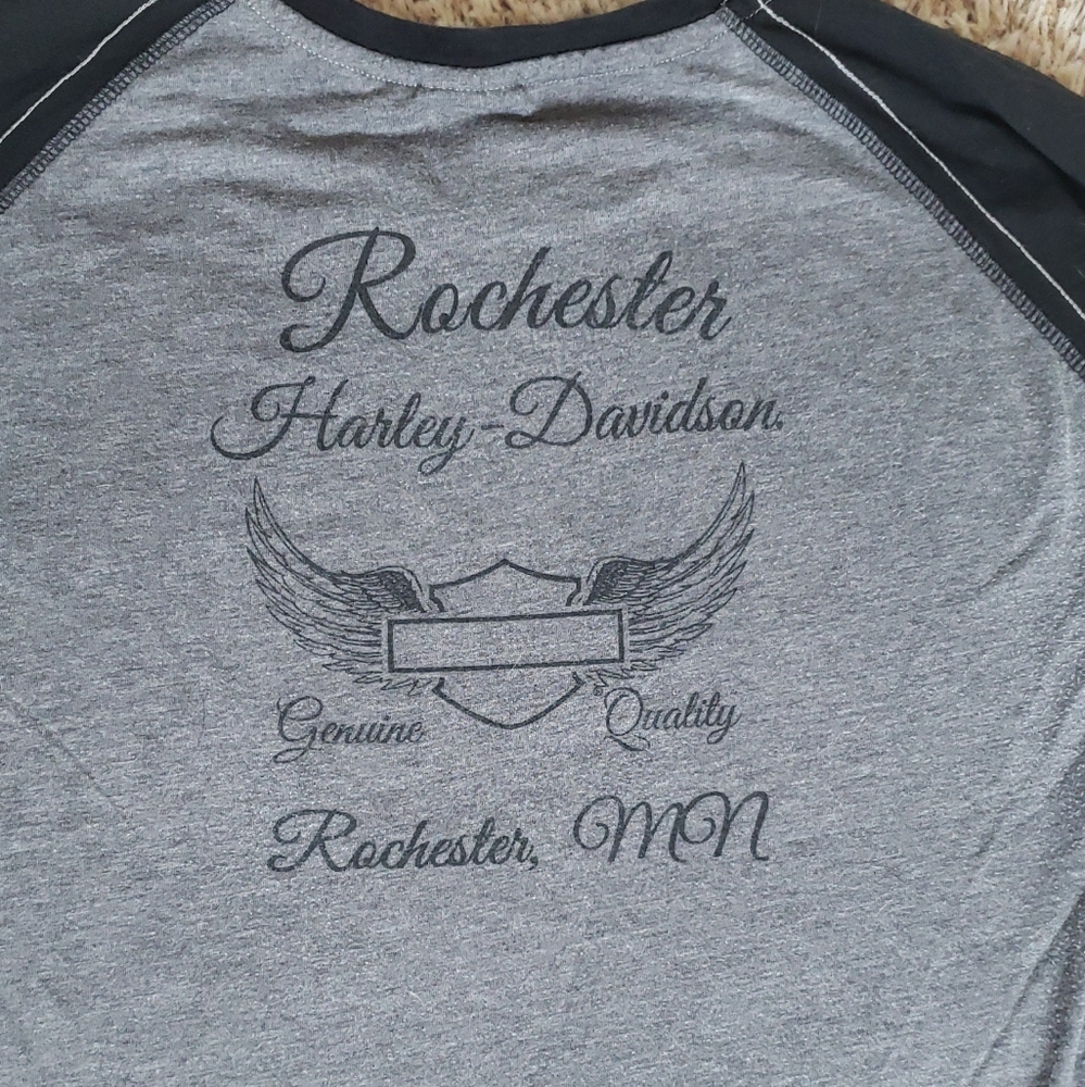 ๐๐จHarley-Davidson ๐ฅ Women's๐ Tee ๐๐จ - Picture 3 of 4
